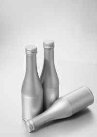 glass bottles singapore - Bevarage Packaging companies